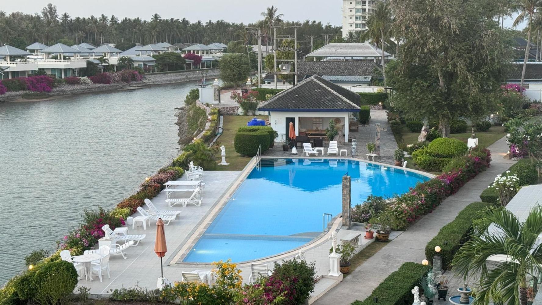Absolute Beachfront Villa Ban Huai Yang Esterno foto