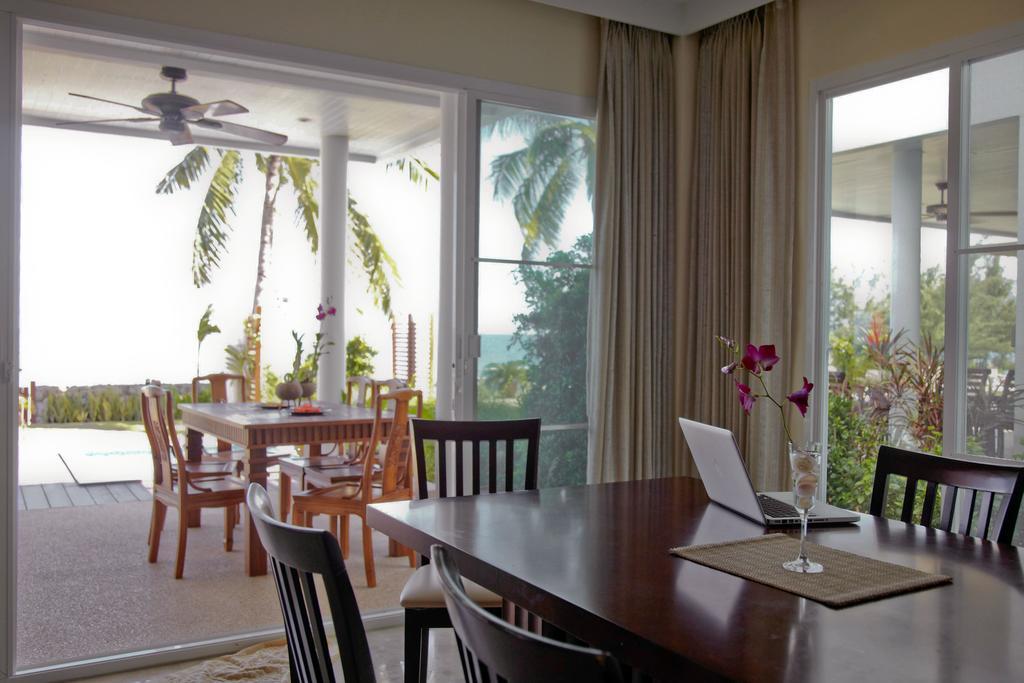 Absolute Beachfront Villa Ban Huai Yang Esterno foto